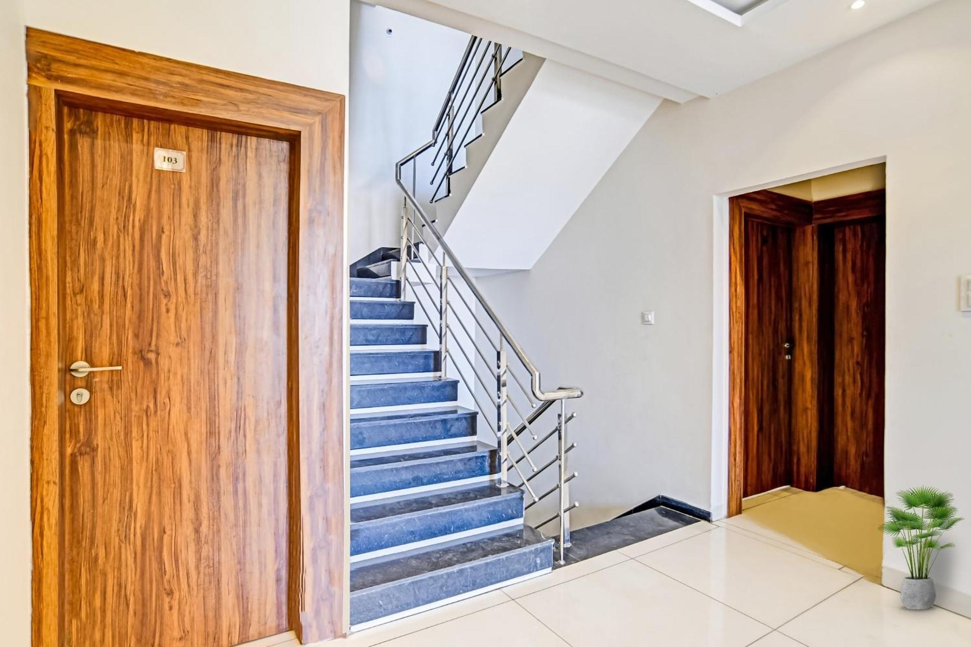 Hotel O Blue Sky Indore Dış mekan fotoğraf